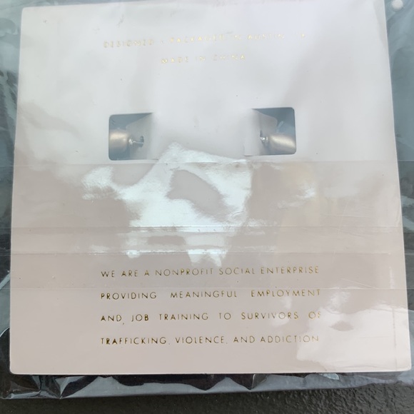 🆕 Sanctuary Project Gold Earrings 🆕 - Picture 2 of 2